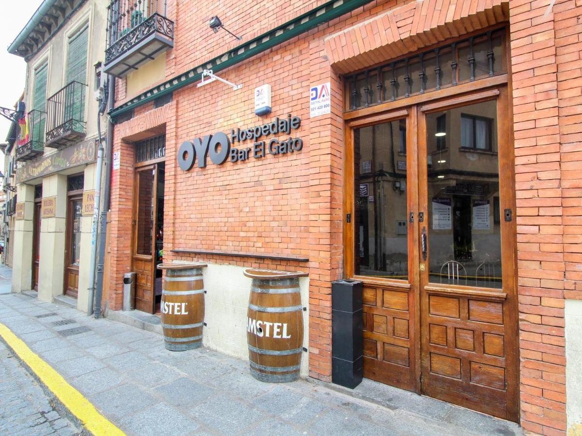Oyo Hospedaje El Gato 塞哥维亚 外观 照片